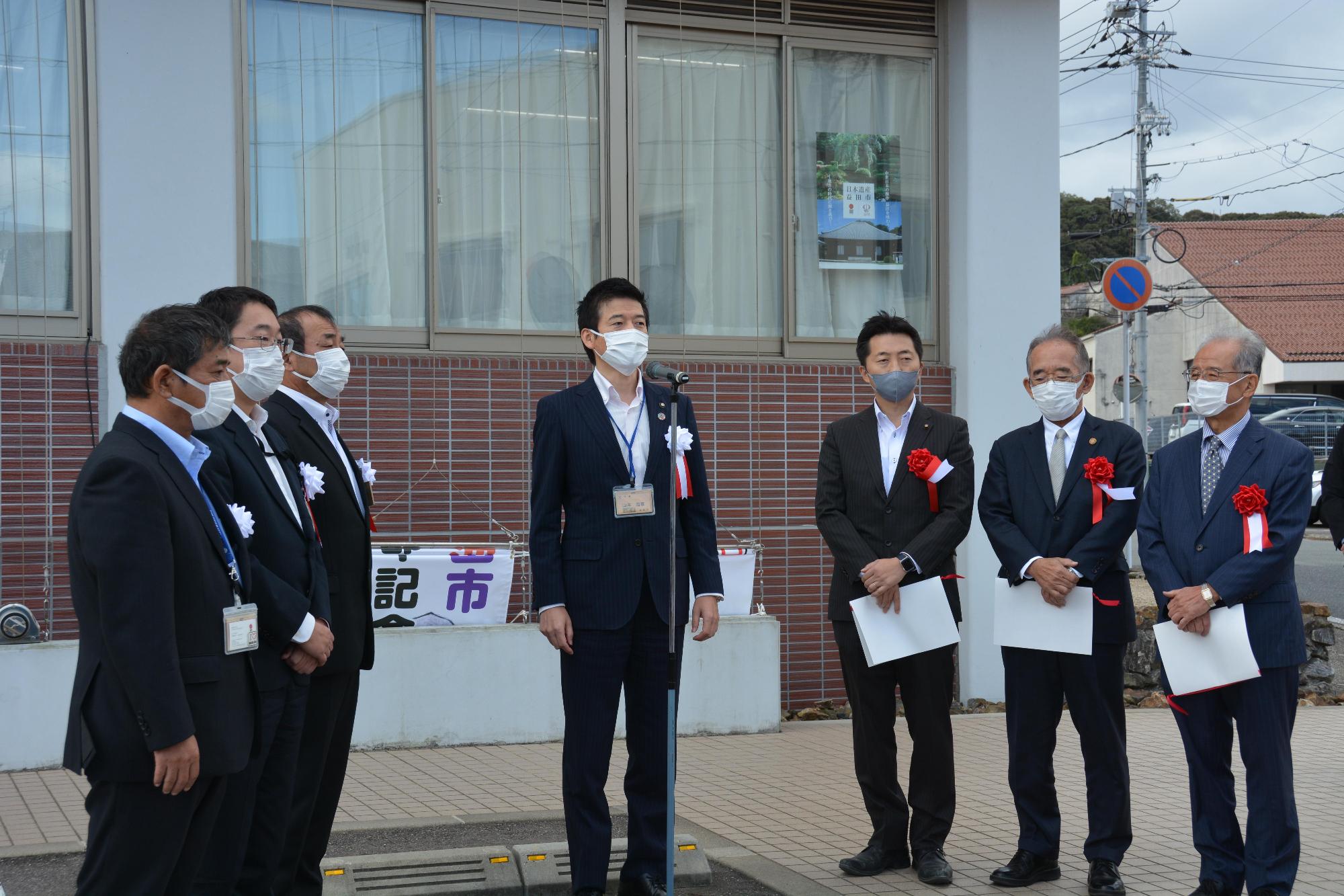 市長あいさつの様子