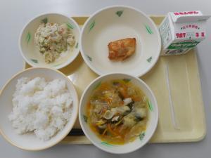 10月4日の給食の写真