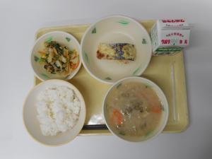 11月18日の給食の写真