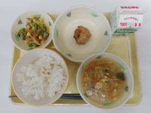 12月4日の給食の写真