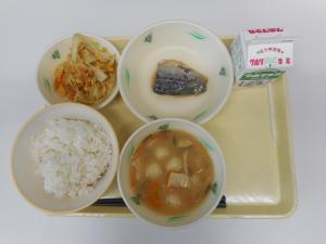 4月8日の給食の写真