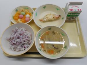 10月13日の給食の写真