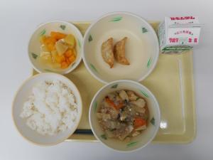 11月13日の給食の写真