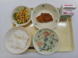 2月22日の給食の写真