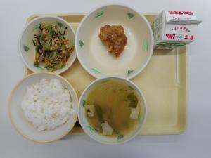 62月4日の給食の写真