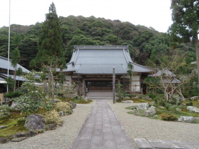妙義寺の外観の写真