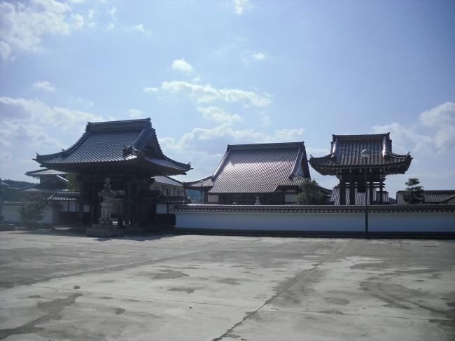 泉光寺の外観の写真