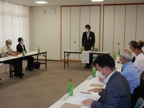 観光協会理事会・通常総会が行われている様子の写真