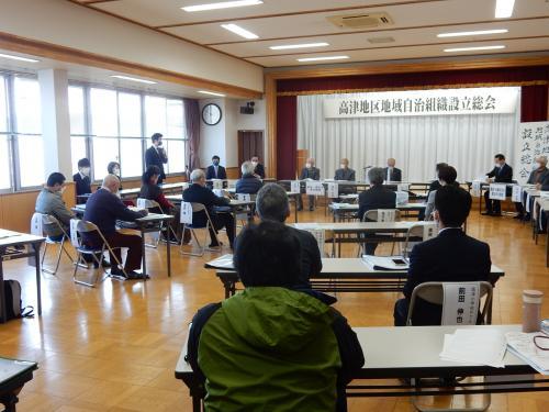 地域自治組織設立総会に出席する市長の写真