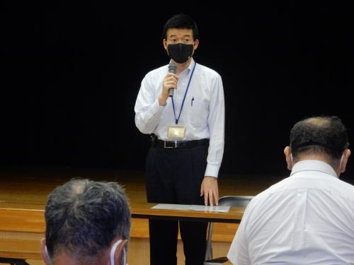 市長と語り合う会で挨拶をする市長の写真