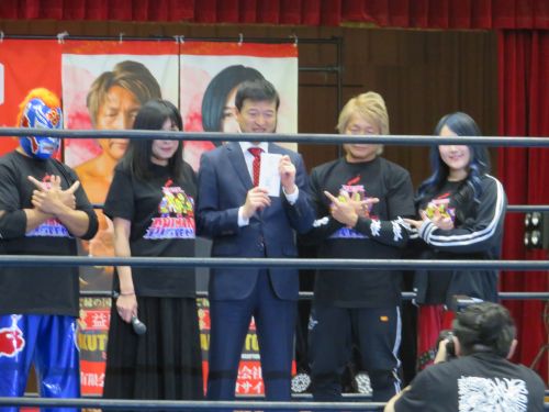 ご縁の国しまねプロレス2026益田大会開会式に出席の市長の写真2