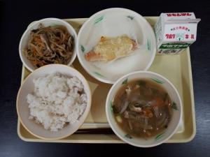 10月8日の給食の写真