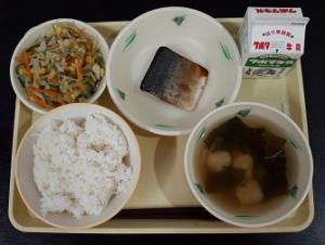 4月15日の給食の写真