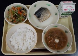 4月23日の給食の写真