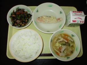 4月28日の給食の写真