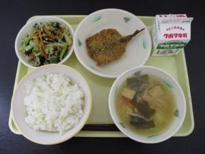 4月19日の給食の写真